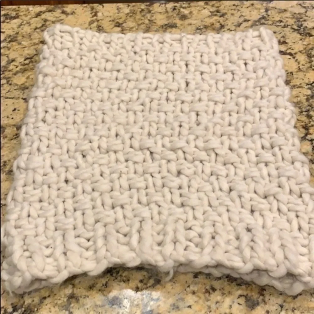 Mossimo chunky infinity scarf